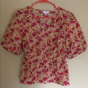 Time and Tru Red and Cream Floral Blouse